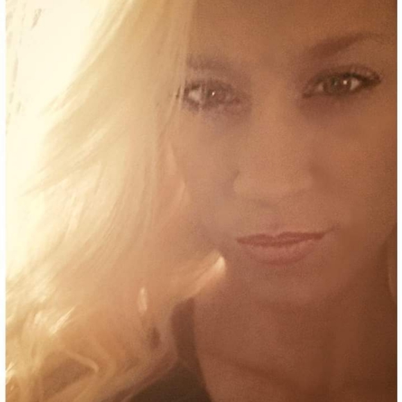 Meet your Posher, Kristi - Picture 2 of 5